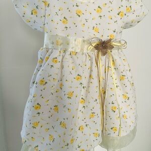 Floral Baby Girl Yellow and White Dress 9-12 Months